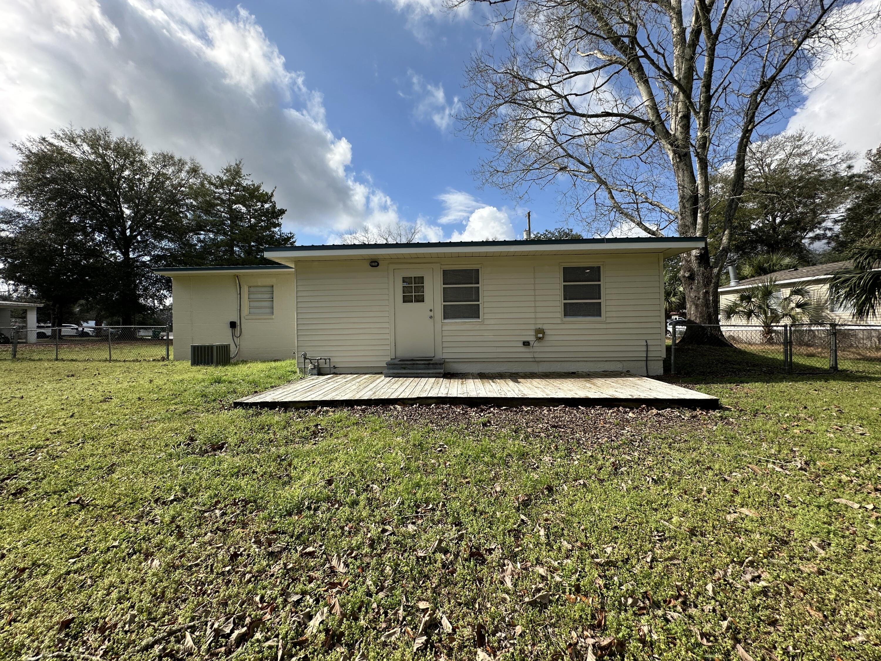 CRESTVIEW HEIGHTS - Residential Lease