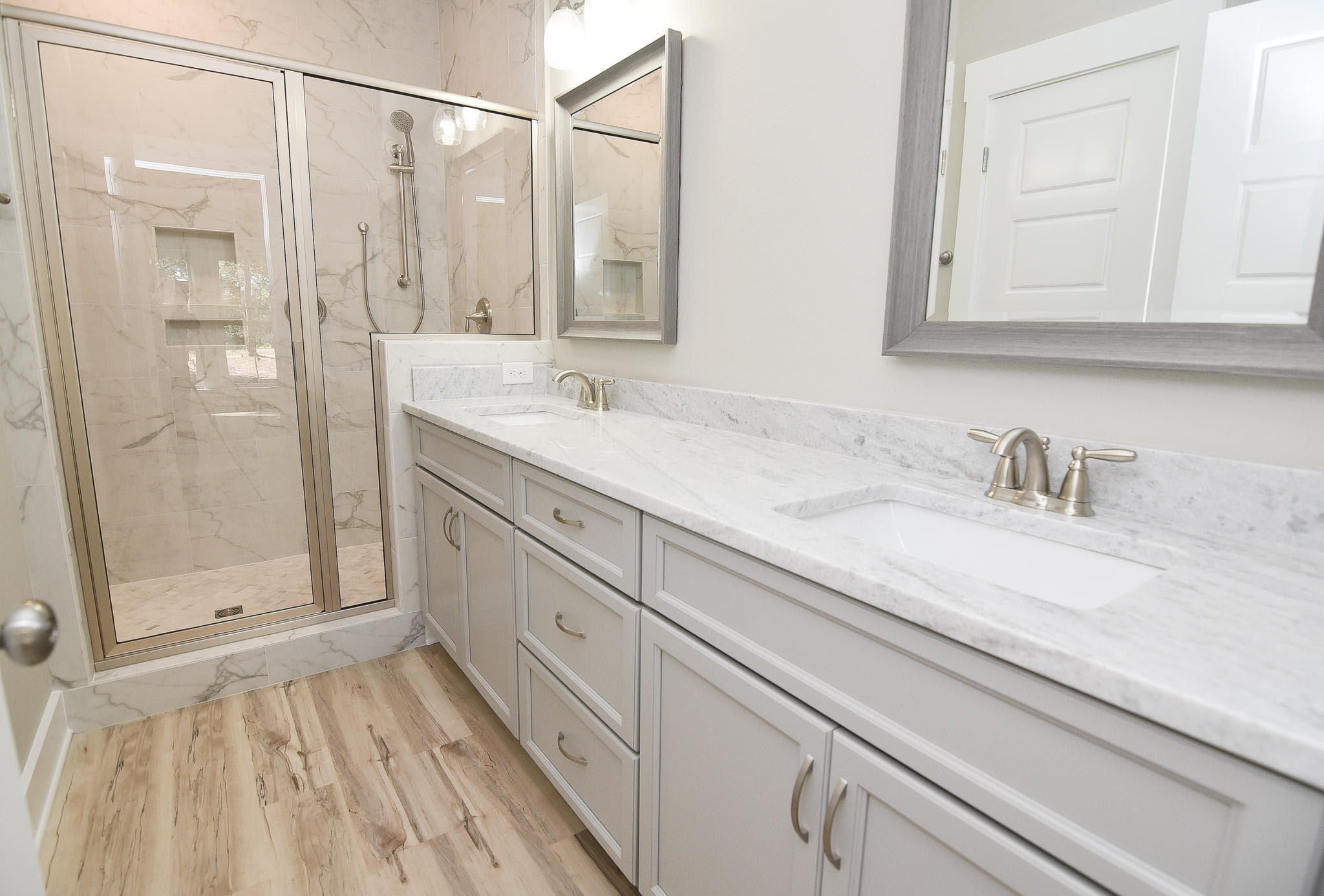 MH NICE & VALP - Residential Lease