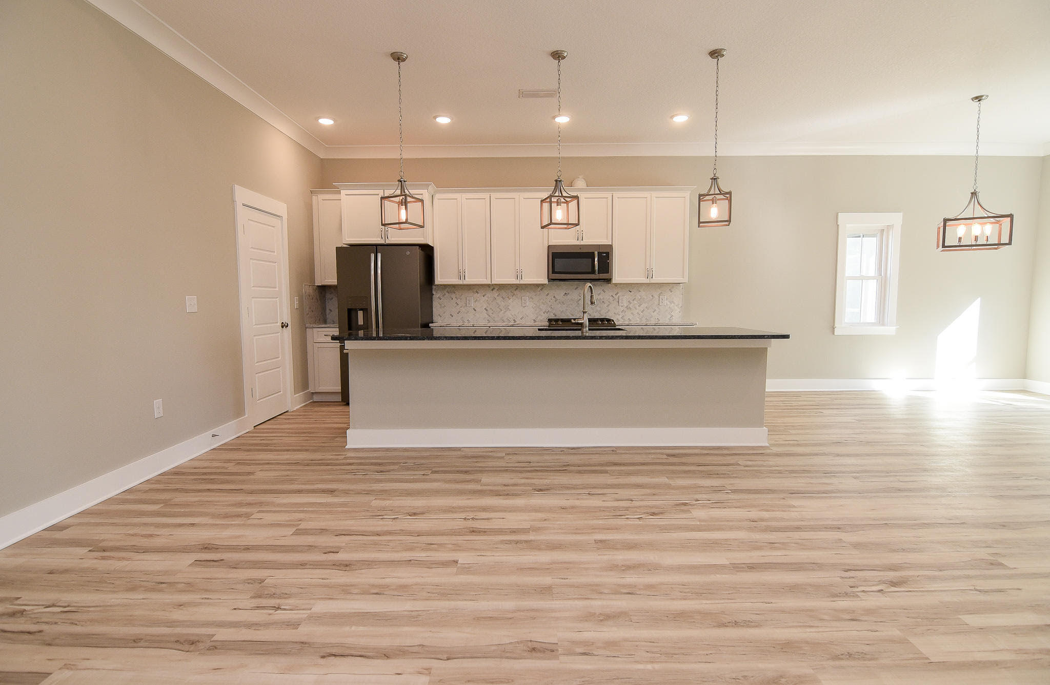 MH NICE & VALP - Residential Lease
