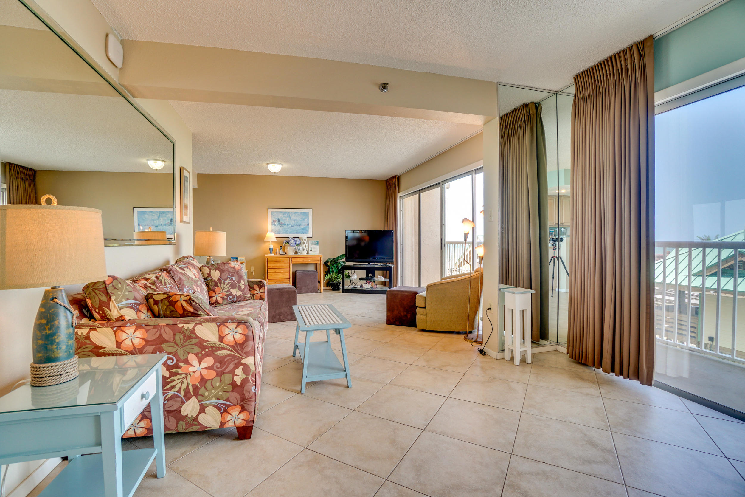 ISLANDER BEACH RESORT CONDO - Residential