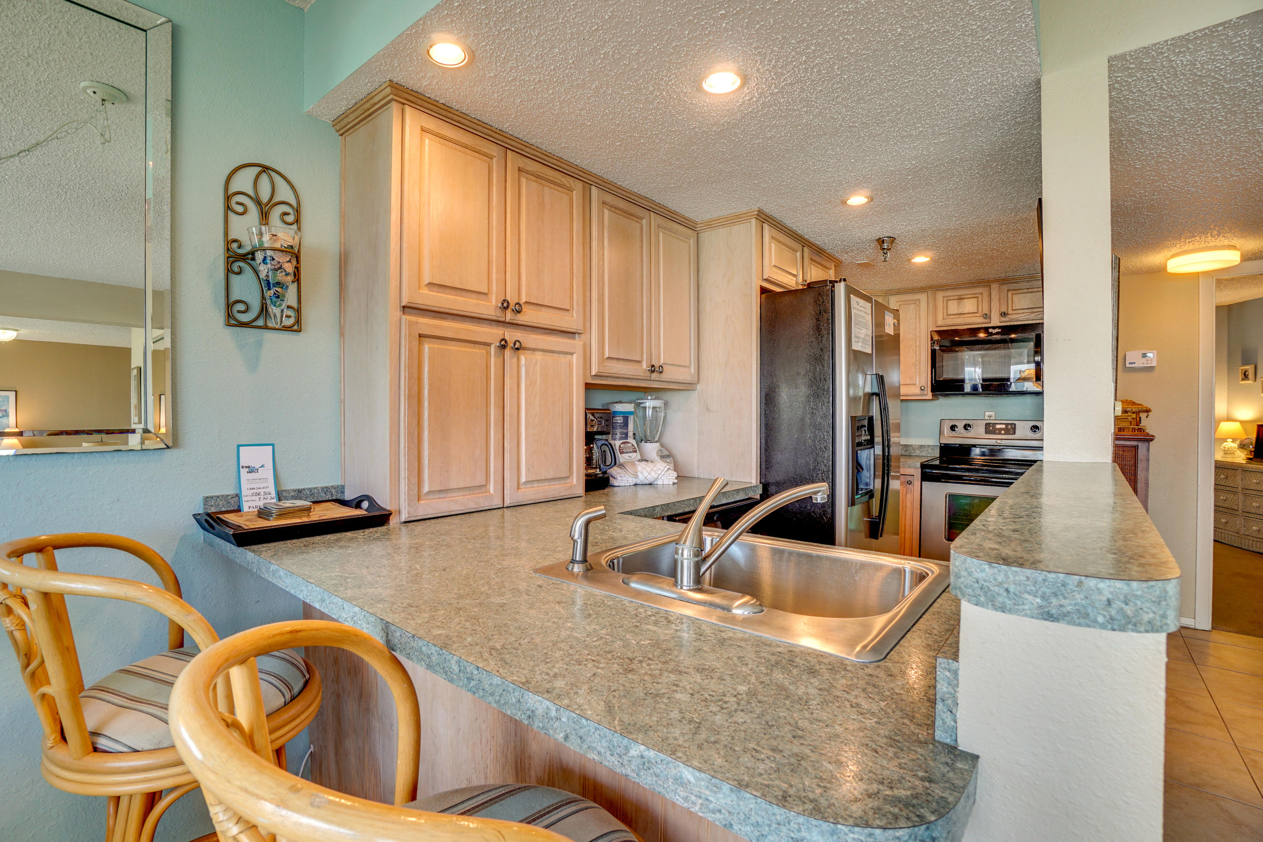 ISLANDER BEACH RESORT CONDO - Residential