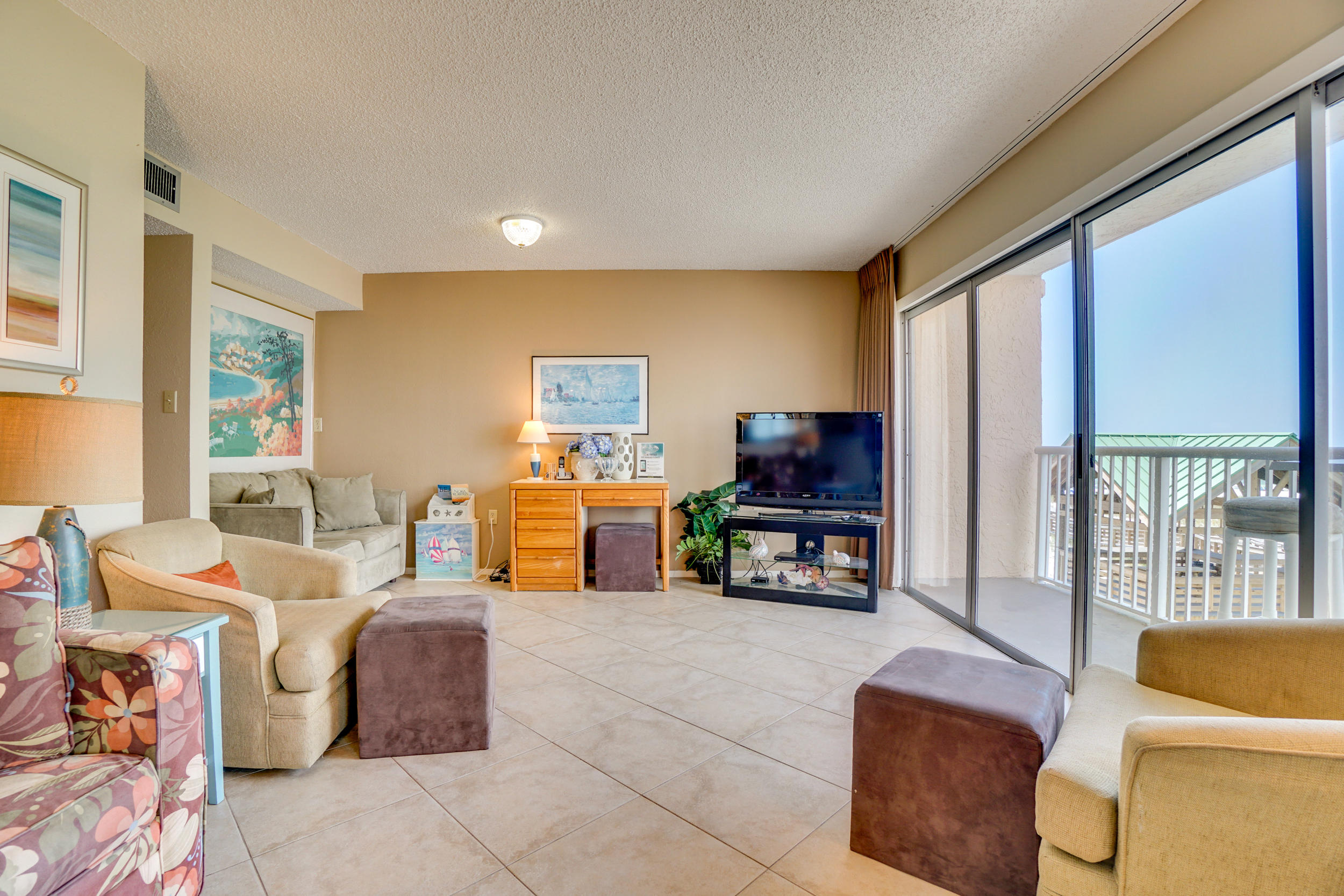 ISLANDER BEACH RESORT CONDO - Residential