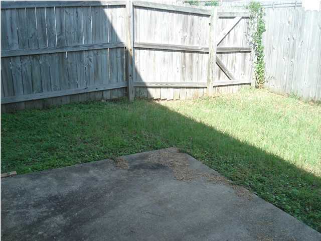 UNRECORDED SUBDIVISION - Residential Lease