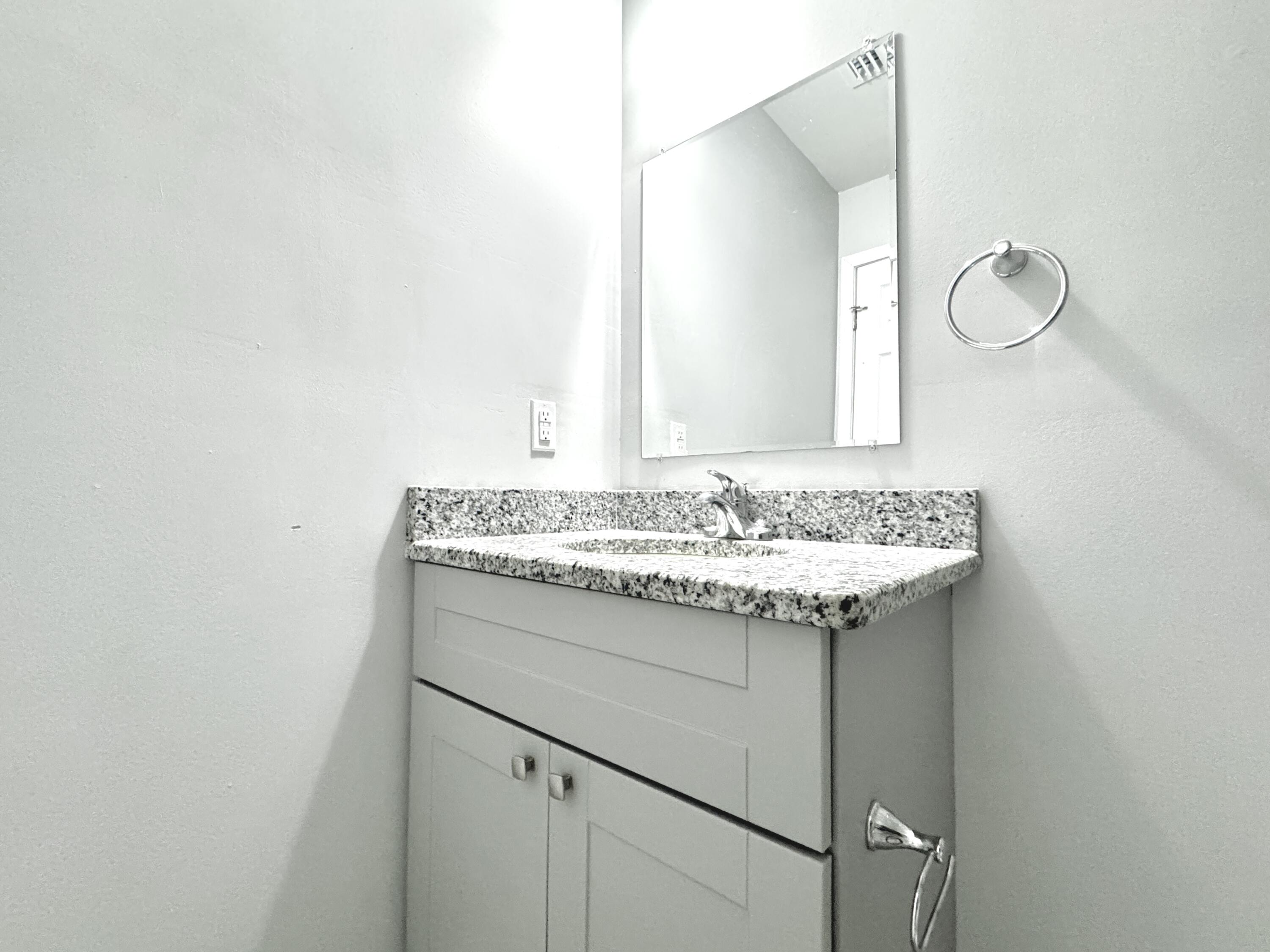 METES & BOUNDS - Residential Lease