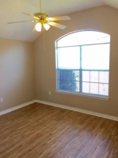 ROANOKE VILLAGE S/D - Residential Lease