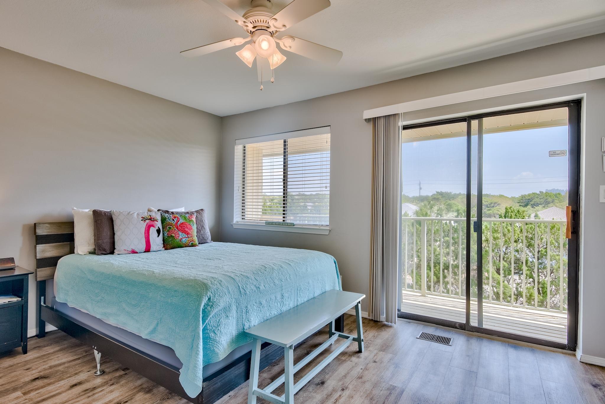 SANDPRINTS CONDO - Residential