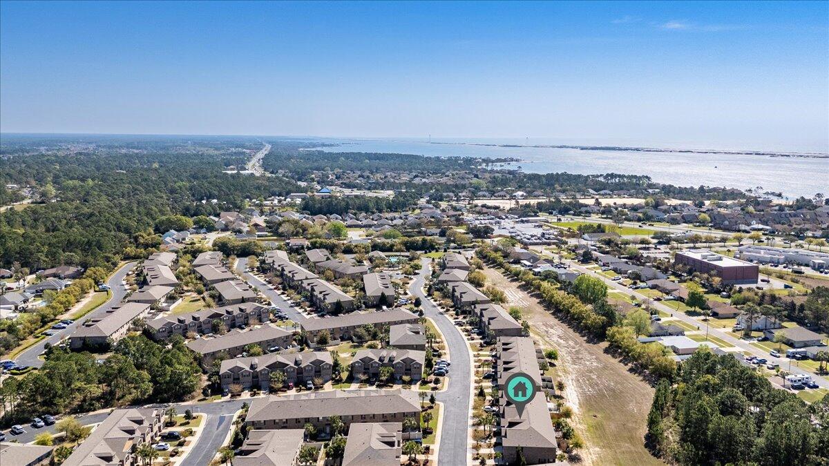 RESERVE POINTE - Residential