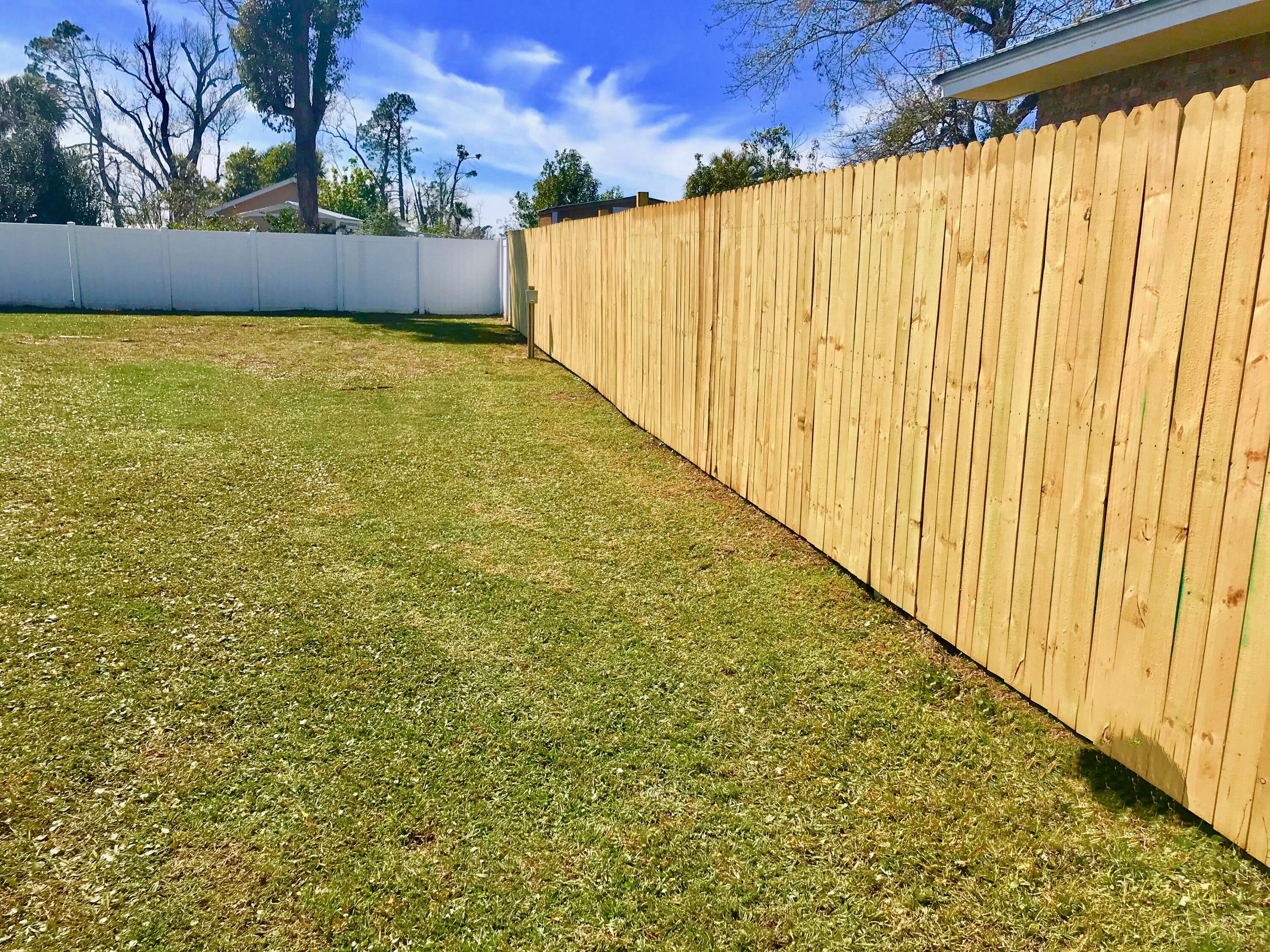 MEADOWBROOK ESTATES - Residential