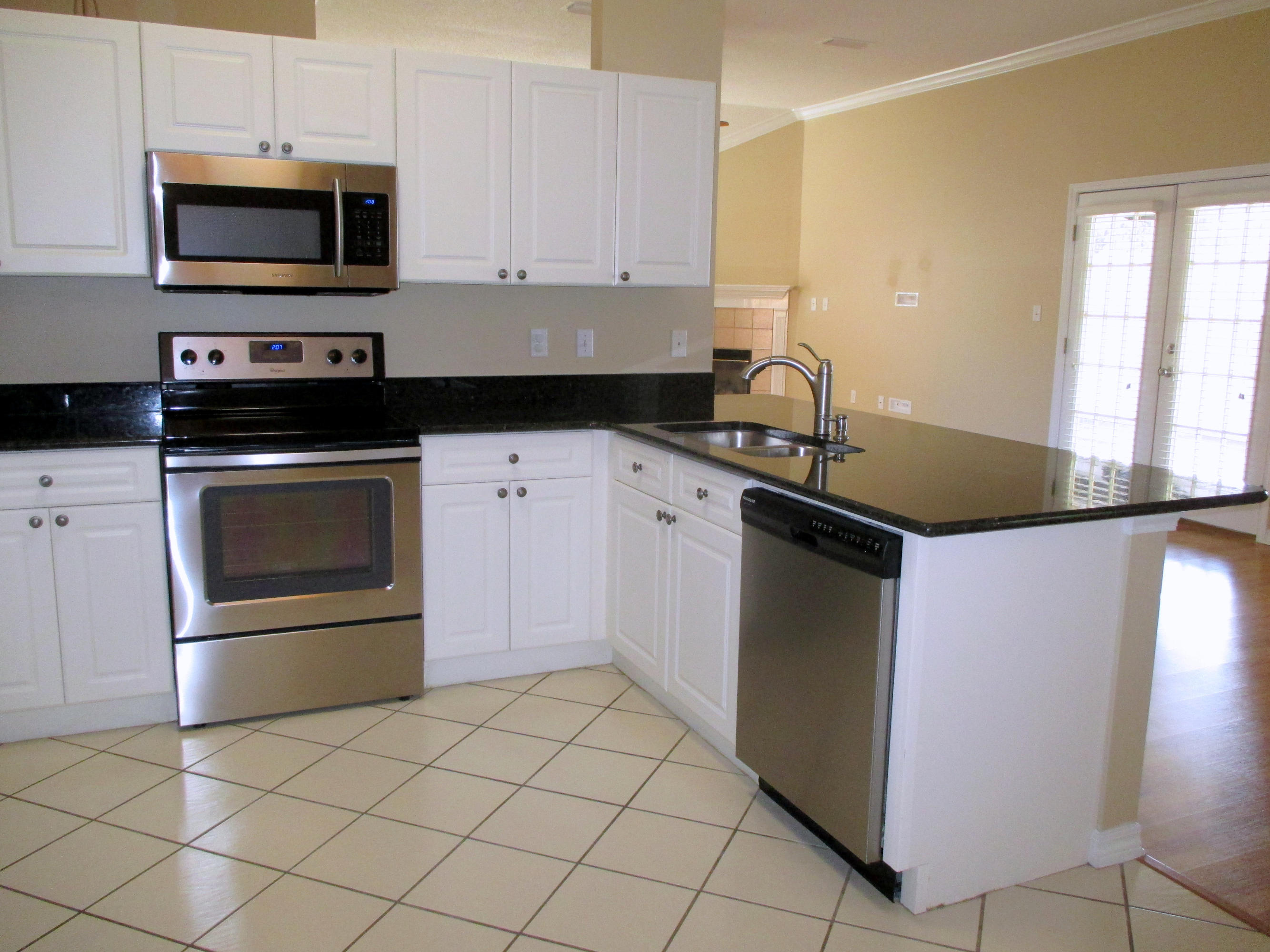 TREETOPS AT BAYSIDE - Residential Lease