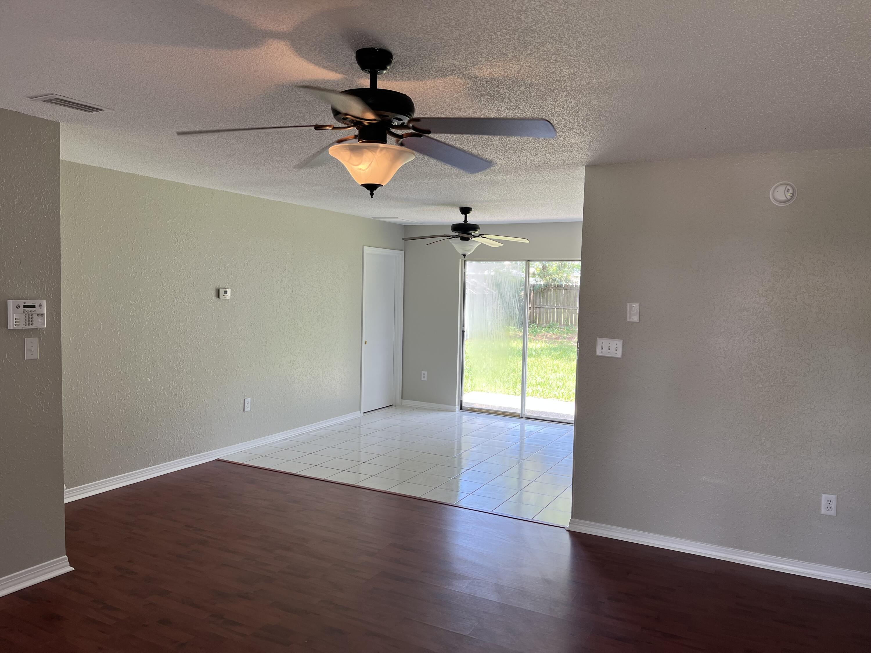 SHOAL TERRACE ESTATES - Residential Lease