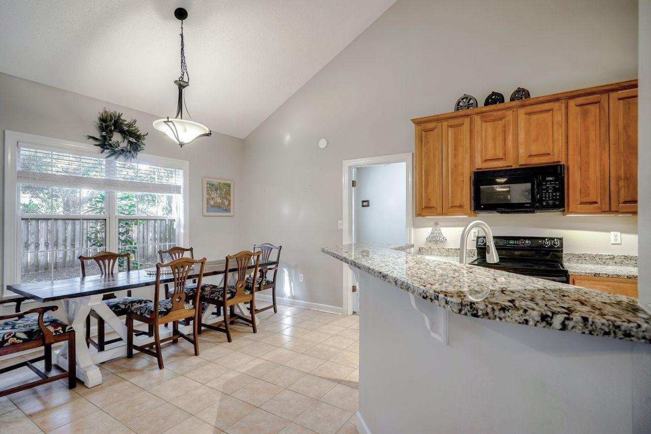 CROSSINGS AT BLUEWATER BAY - Residential