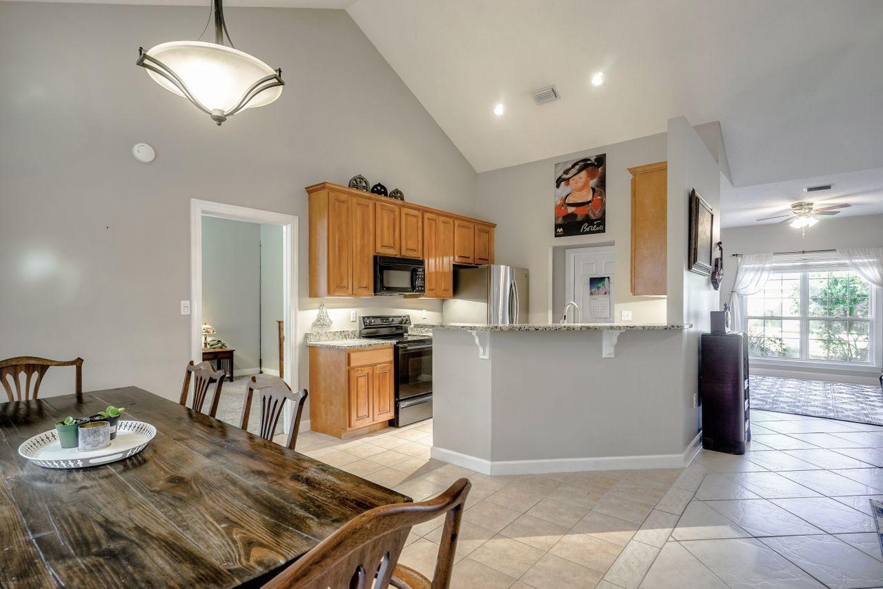 CROSSINGS AT BLUEWATER BAY - Residential