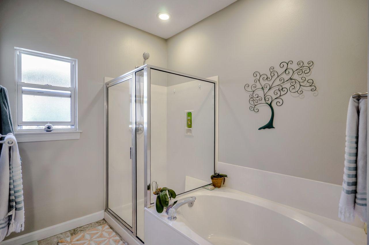 CROSSINGS AT BLUEWATER BAY - Residential