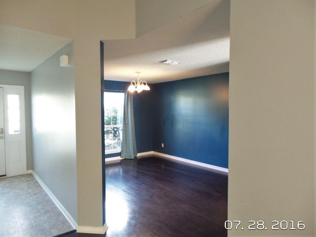 COUNTRYVIEW ESTATES 10TH ADDN - Residential Lease