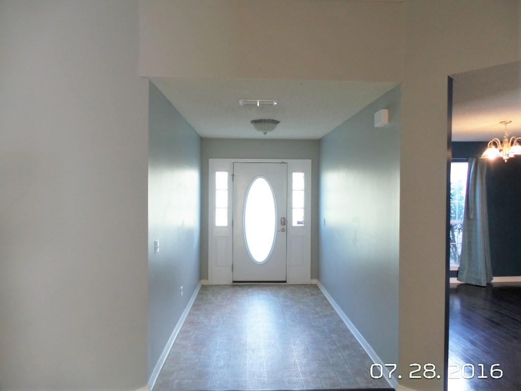 COUNTRYVIEW ESTATES 10TH ADDN - Residential Lease