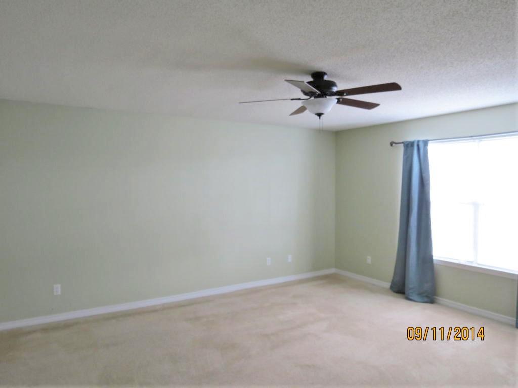 COUNTRYVIEW ESTATES 10TH ADDN - Residential Lease