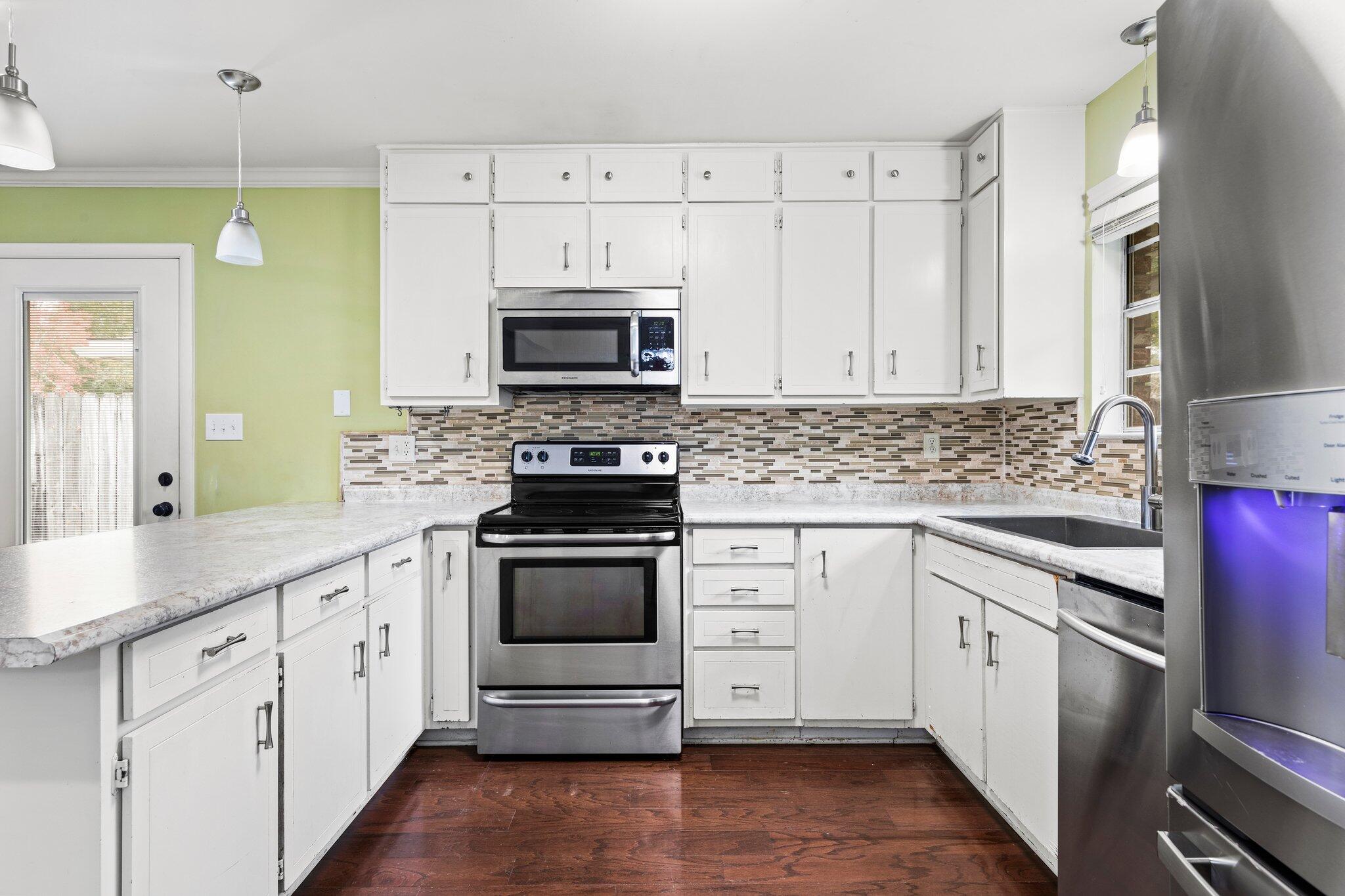 PALM ESTATES UNIT 3 - Residential