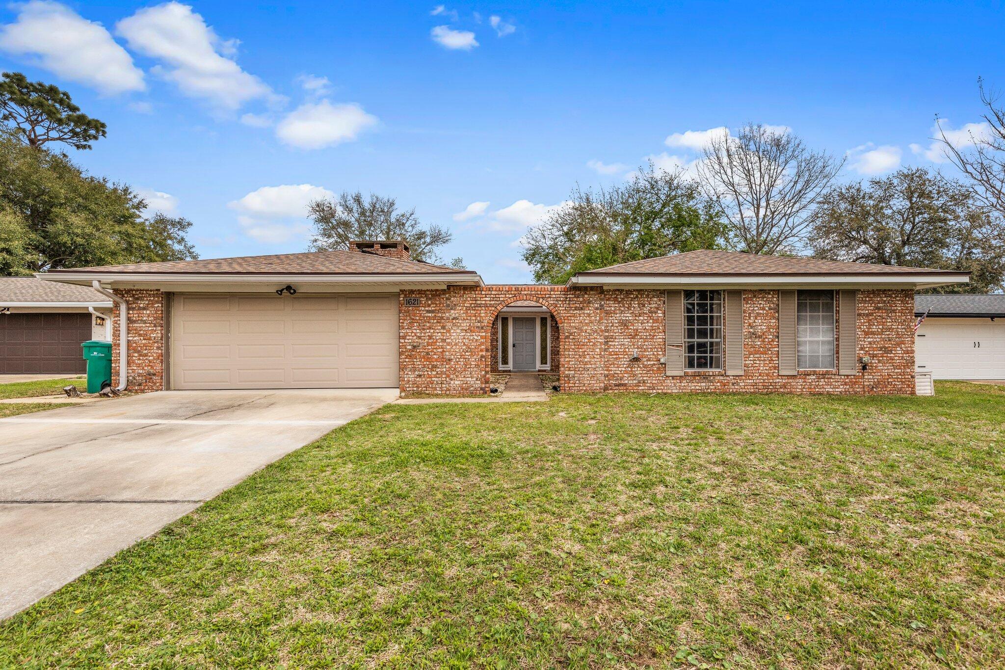 PALM ESTATES UNIT 3 - Residential
