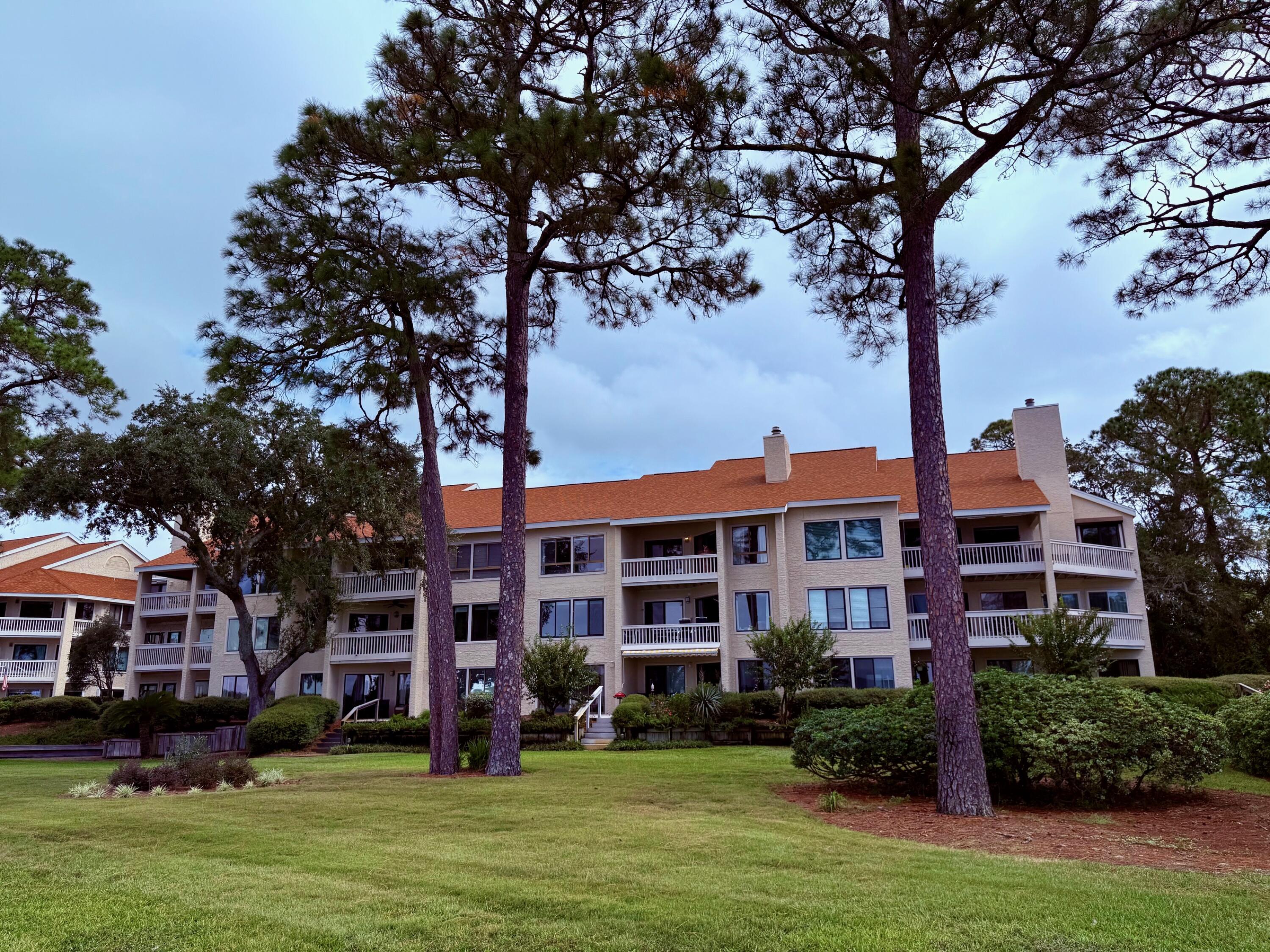 BAY VILLAS CONDOS - Residential