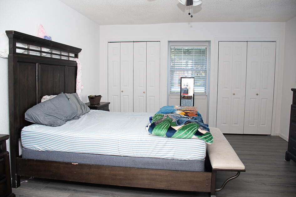 COUNTRYVIEW ESTATES 1ST ADDN - Residential Lease