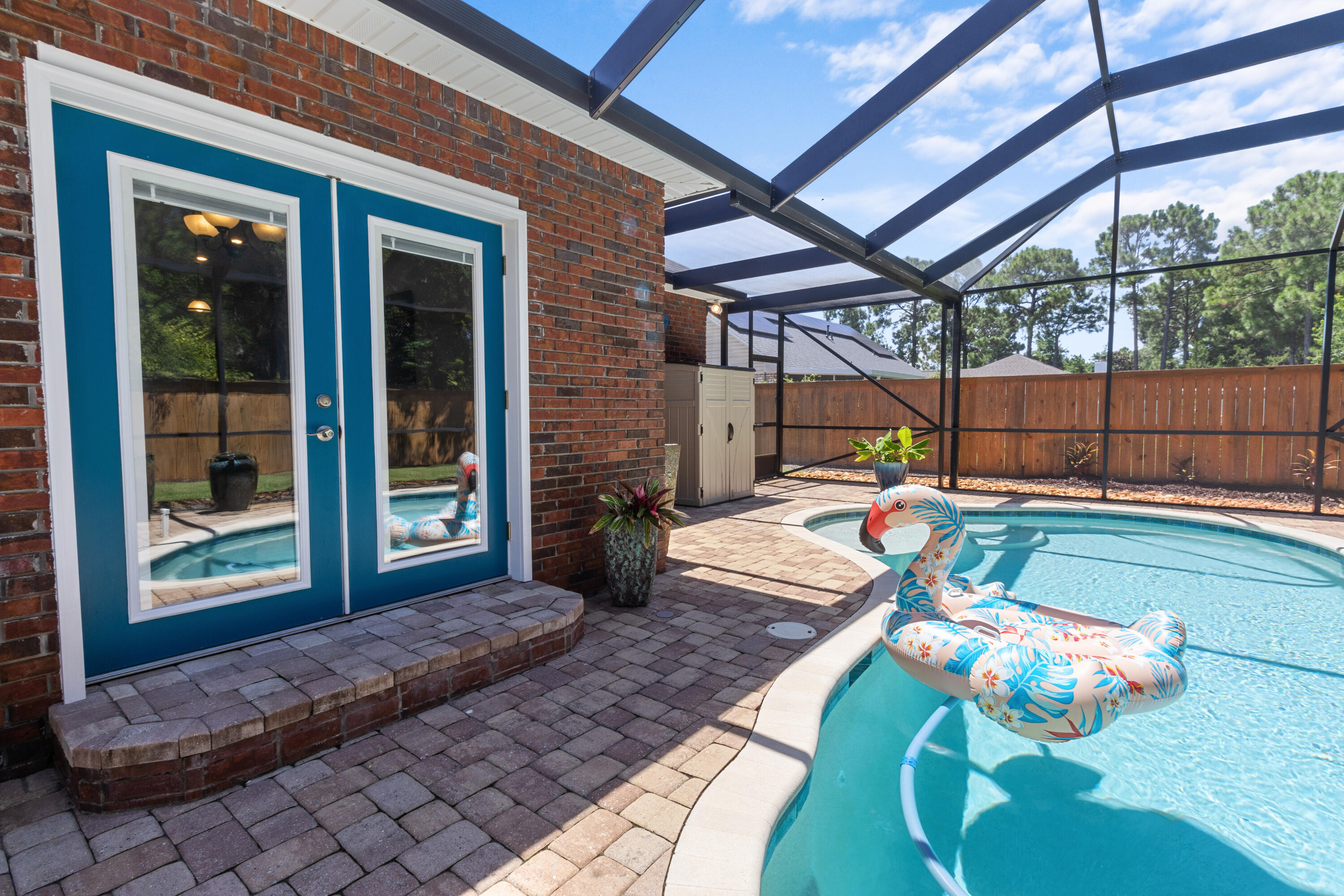 HOLIDAY SHORES ESTATES - Residential