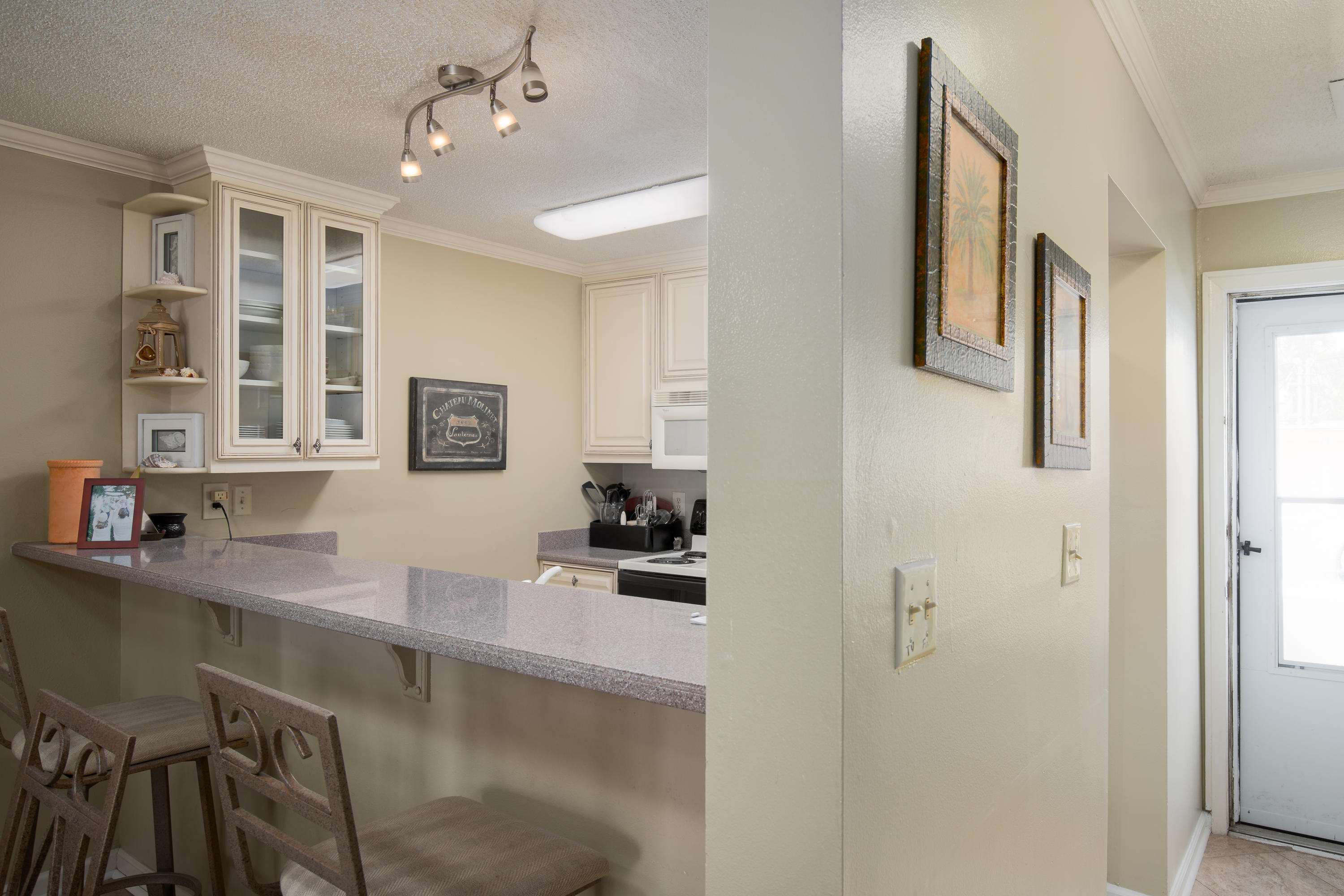 TRADEWIND CONDOS - Residential