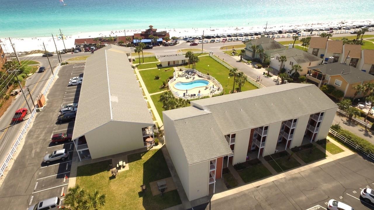 TRADEWIND CONDOS - Residential