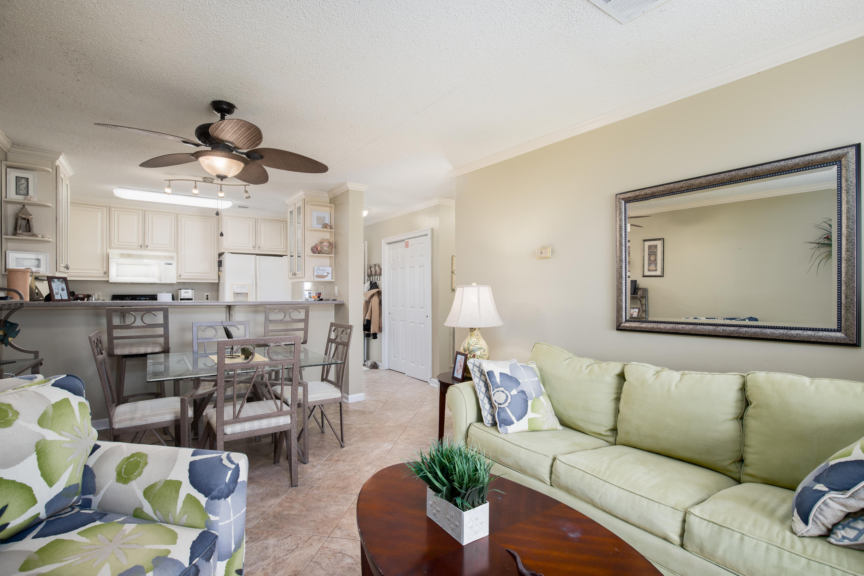 TRADEWIND CONDOS - Residential