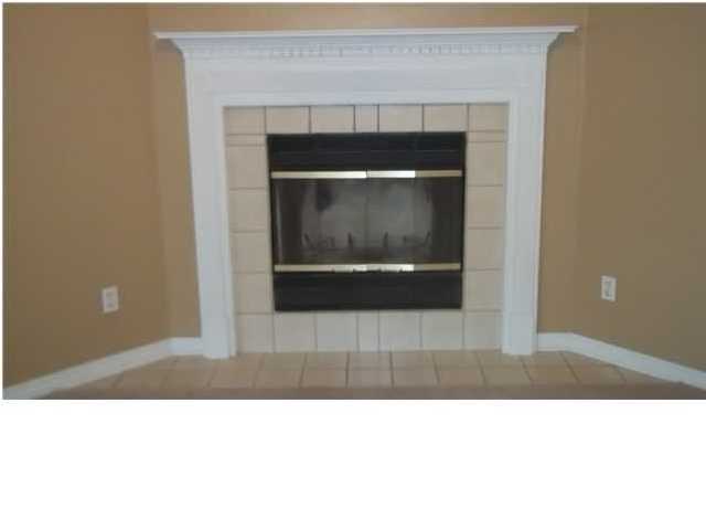 HIDDEN ESTATES - Residential Lease