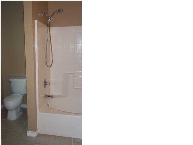 HIDDEN ESTATES - Residential Lease