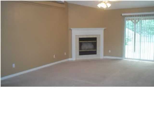 HIDDEN ESTATES - Residential Lease