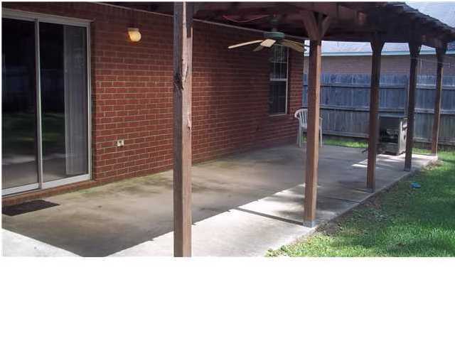 HIDDEN ESTATES - Residential Lease