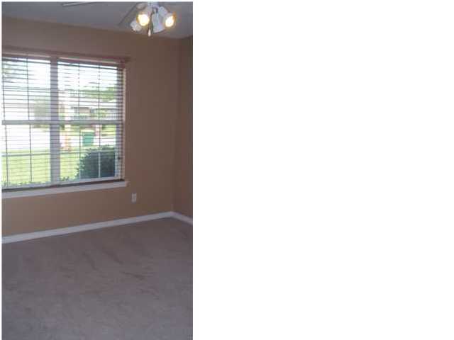 HIDDEN ESTATES - Residential Lease