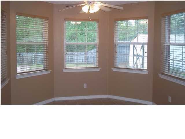 HIDDEN ESTATES - Residential Lease