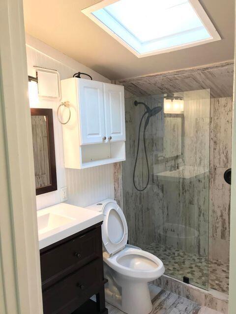 LAKESIDE VILLAGE - Residential Lease