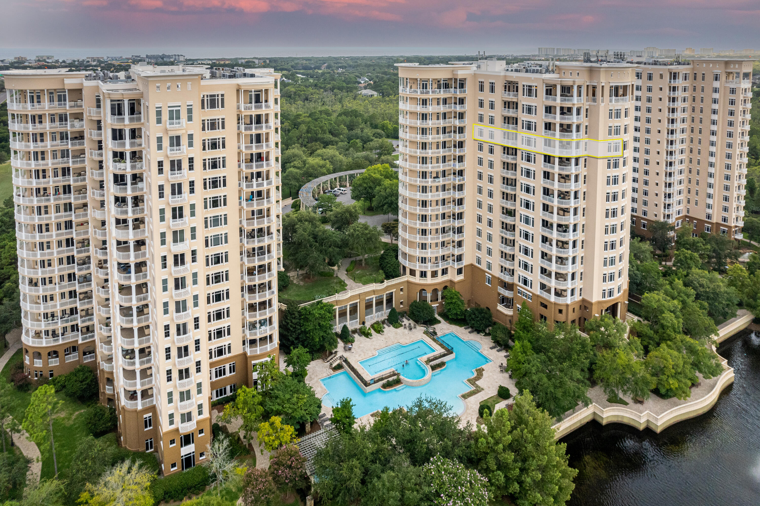 ONE WATER PLACE - Residential
