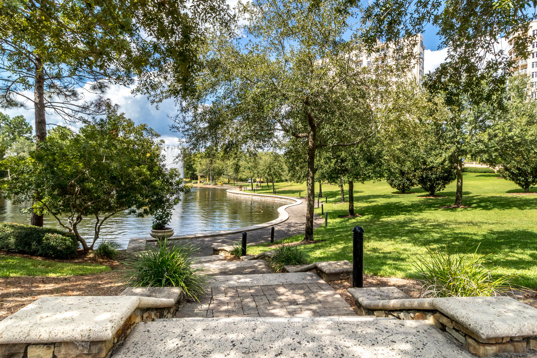 ONE WATER PLACE - Residential
