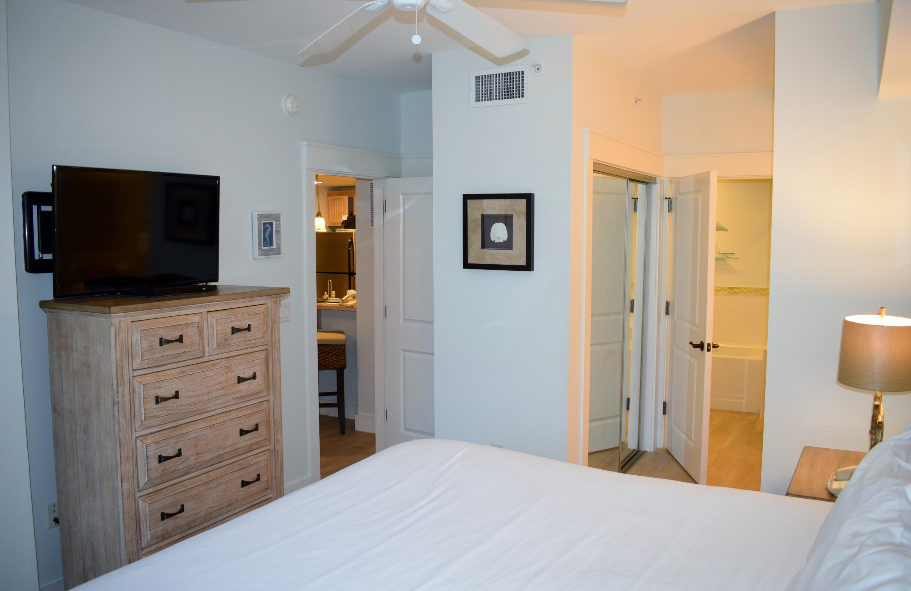 PILOT HOUSE - Residential Lease