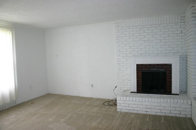 OAKDALE MINI FARMS - Residential Lease