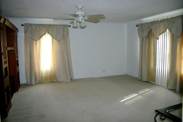 OAKDALE MINI FARMS - Residential Lease