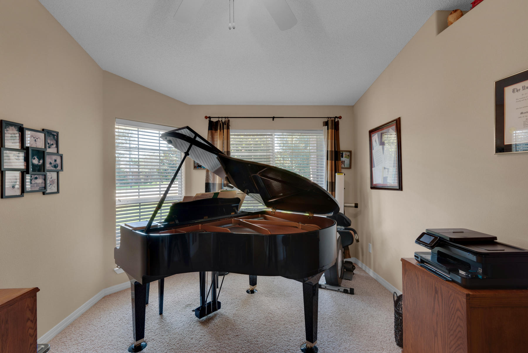 HOLLEY BY THE SEA - Residential
