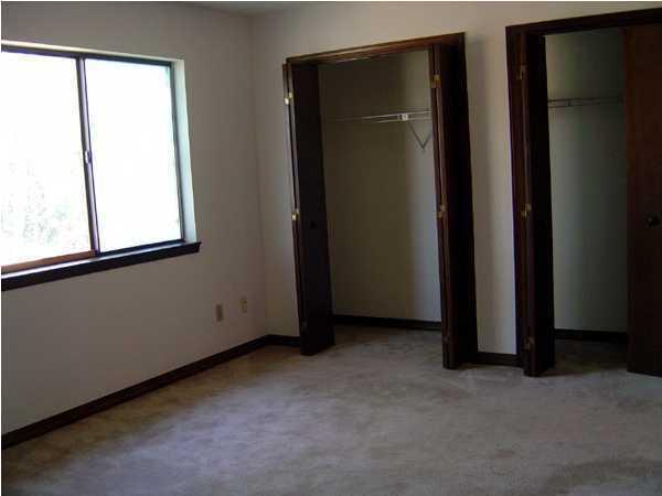 OCEAN CITY T/H - Residential Lease