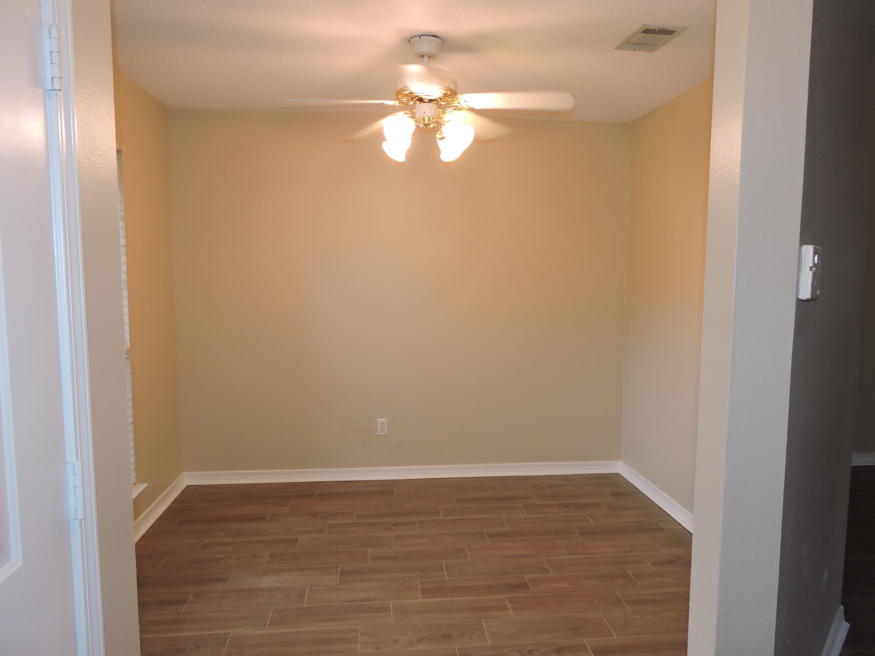 RIVERCHASE S/D PH 2 - Residential Lease