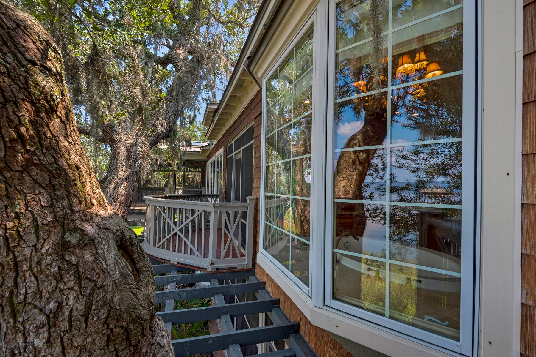 HATCHEE SHORES - Residential