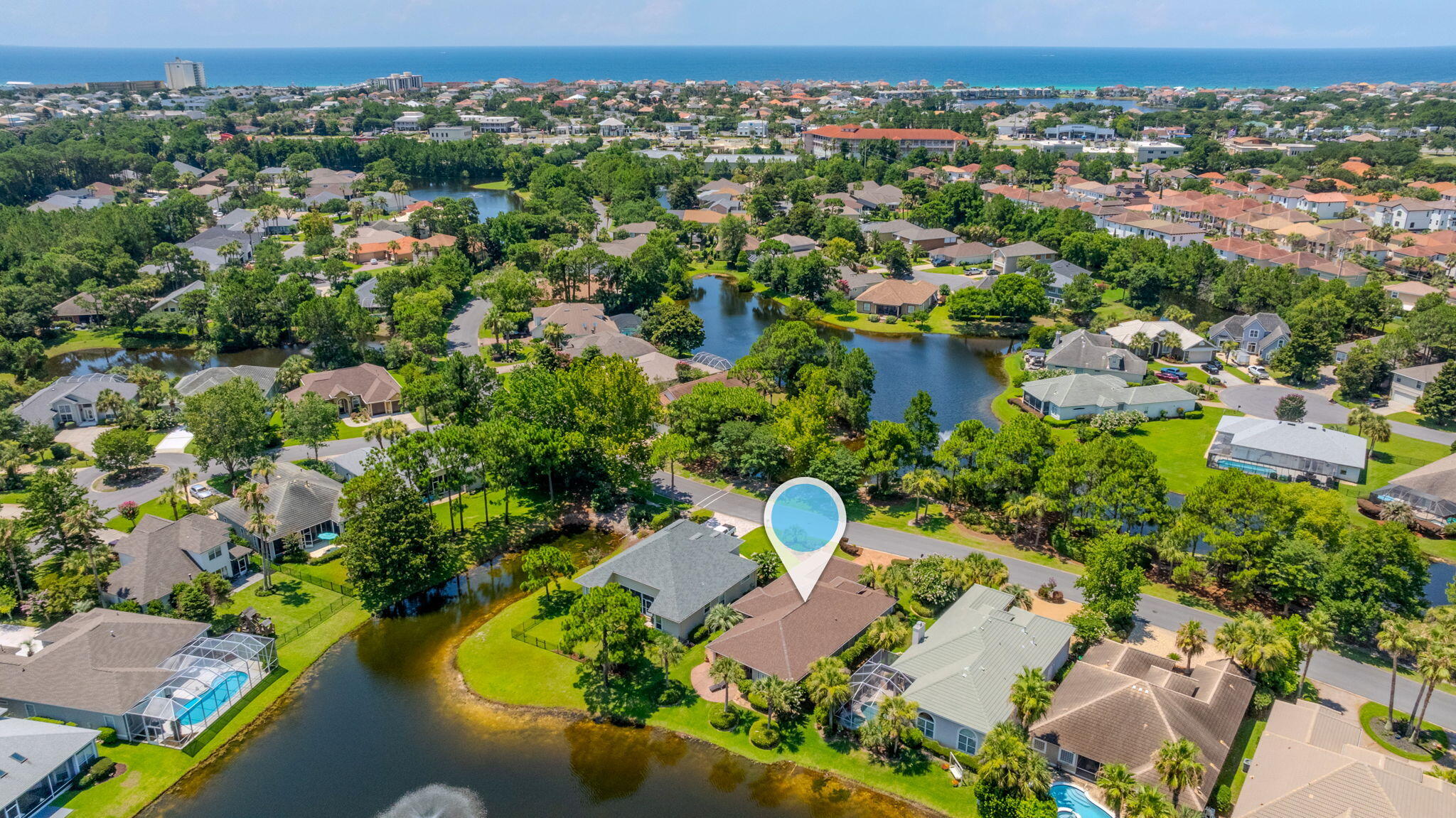 Emerald Lakes - Residential