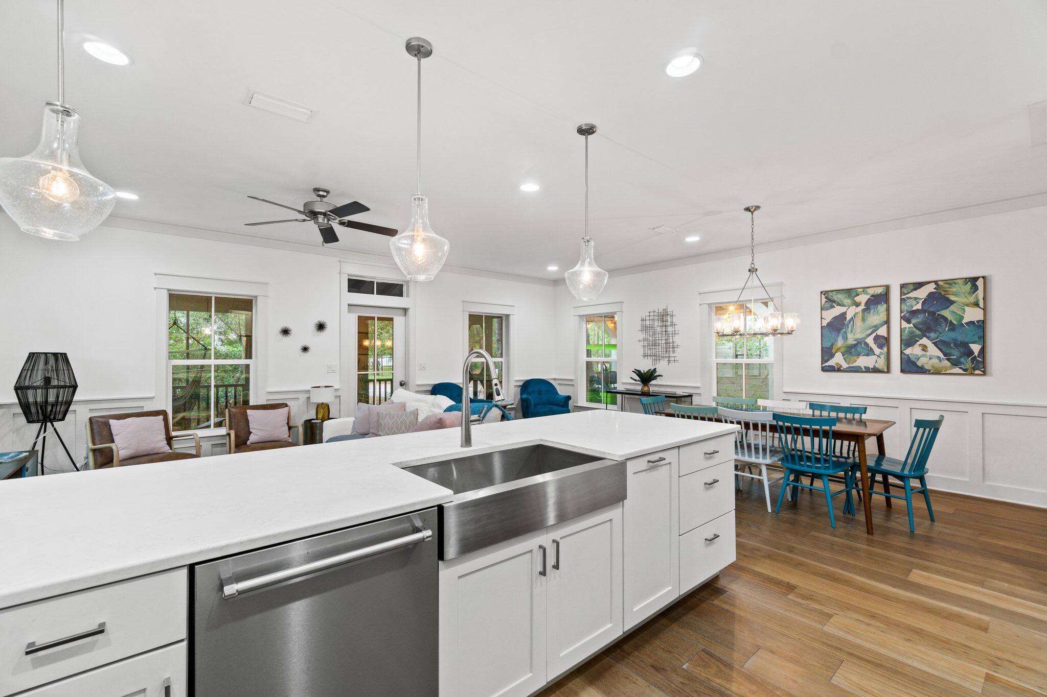 MAGNOLIA COTTAGES BY THE SEA - Residential