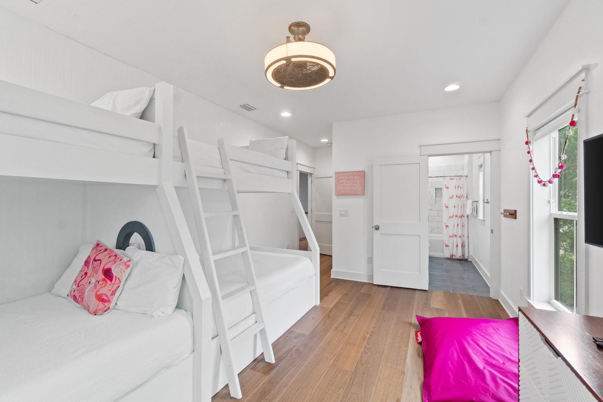 MAGNOLIA COTTAGES BY THE SEA - Residential