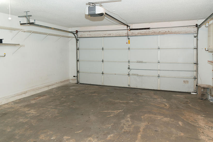 PARISH PINES - Residential Lease