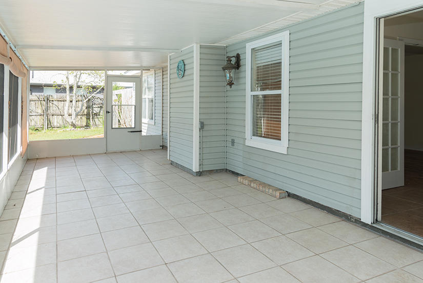 PARISH PINES - Residential Lease