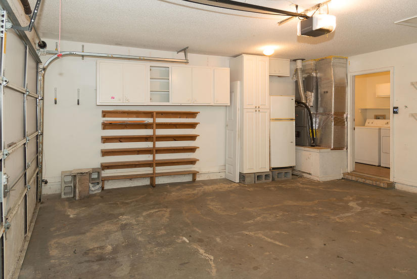 PARISH PINES - Residential Lease